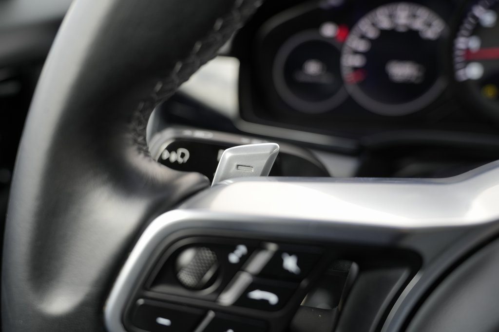 Used 2020 Porsche Cayenne image 47