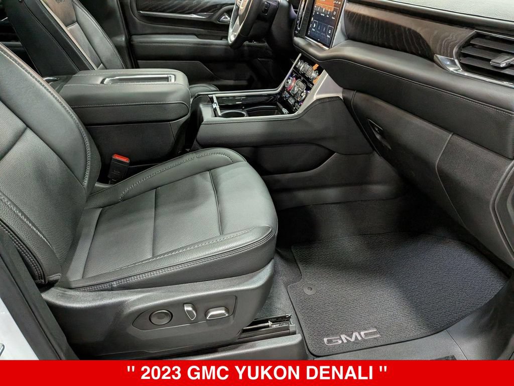 Used 2023 GMC Yukon Denali w/ Advanced Technology Package AWD/4WD image 38