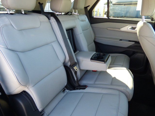 New 2026 Ford Explorer Active w/ Active Comfort Package image 17