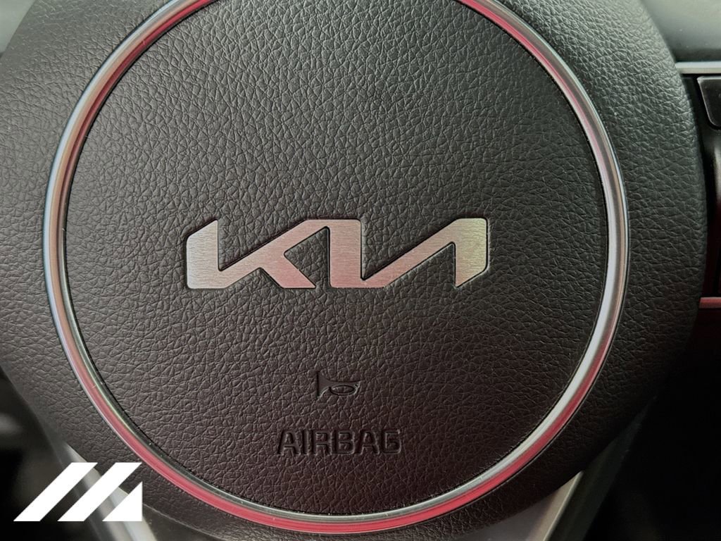 Used 2024 Kia K5 GT-Line AWD/4WD image 32