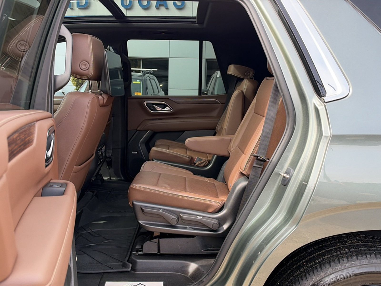 Used 2023 Chevrolet Tahoe High Country AWD/4WD image 20