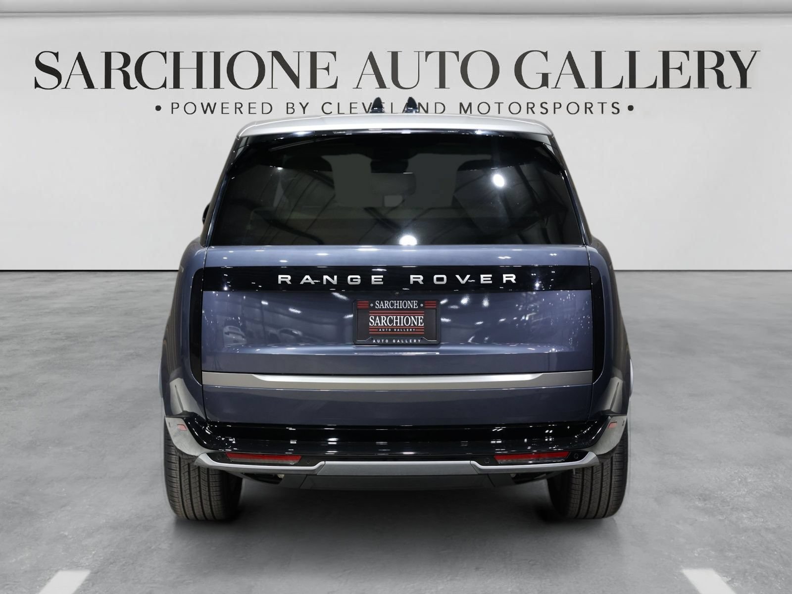 Used 2025 Land Rover Range Rover SE AWD/4WD image 14