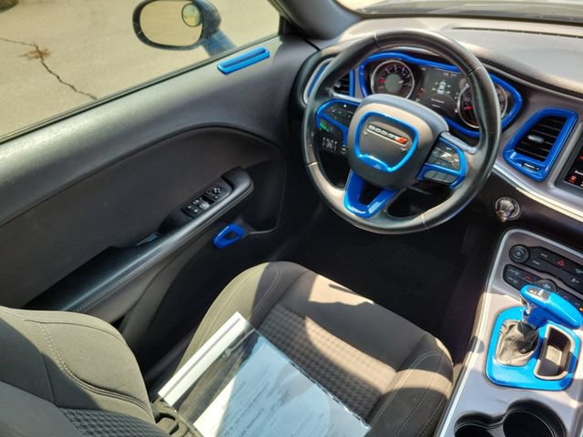 Used 2019 Dodge Challenger SXT RWD image 12