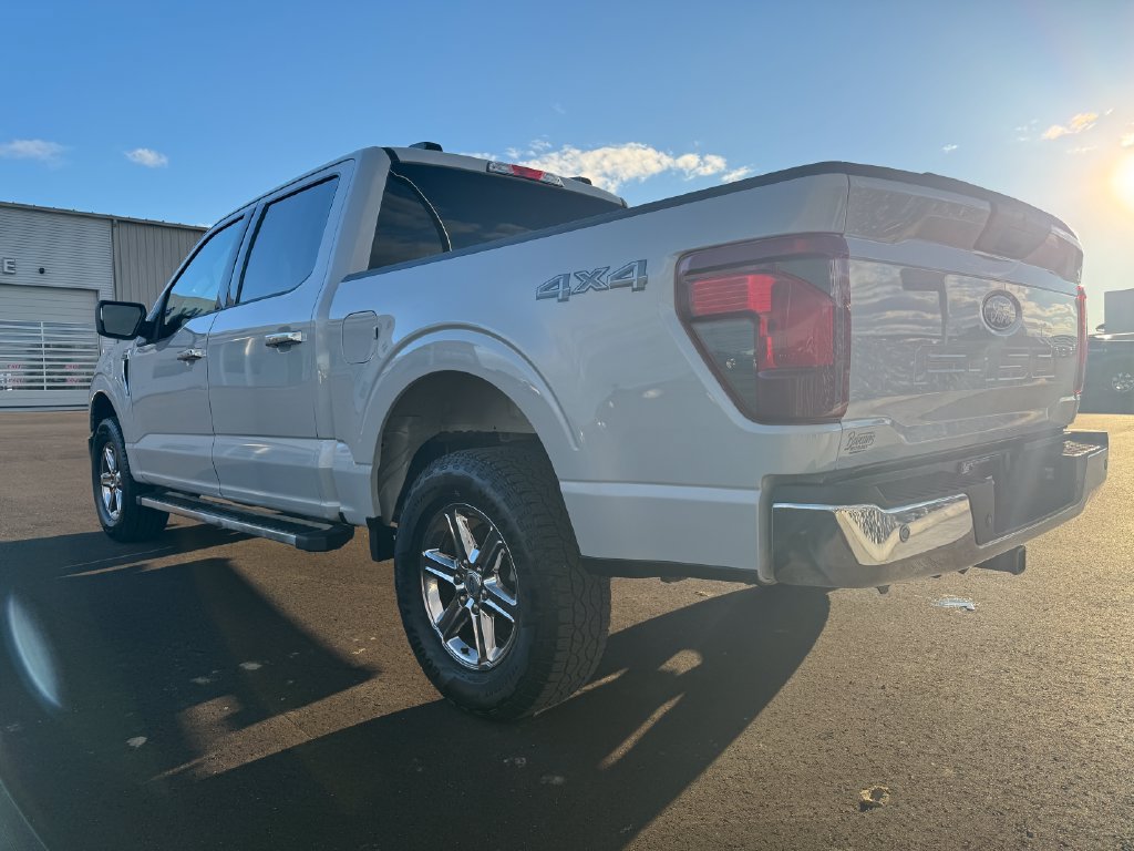 Used 2025 Ford F150 XLT w/ Equipment Group 301A Standard AWD/4WD image 7