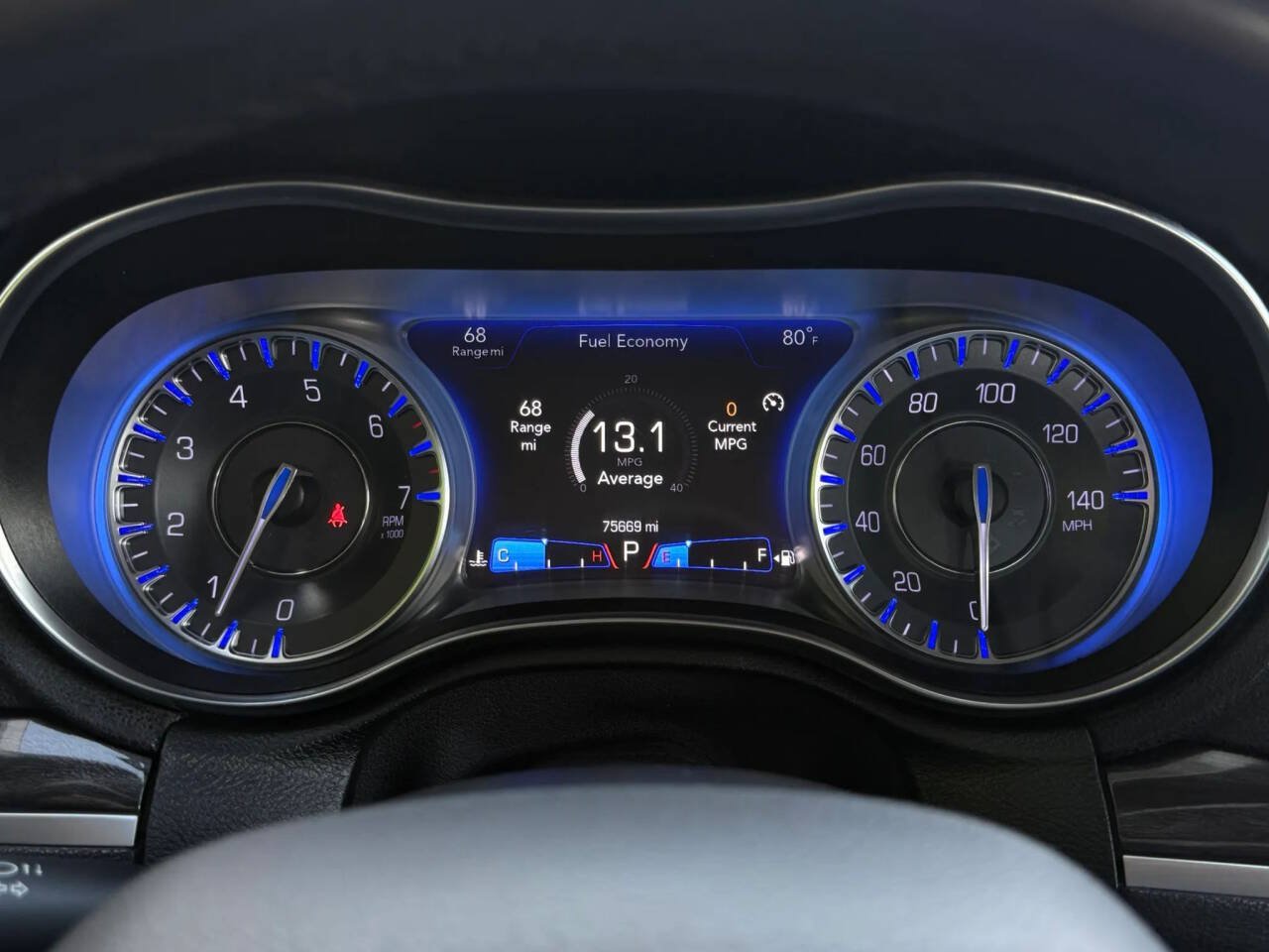 Used 2018 Chrysler 300 Touring AWD/4WD image 7