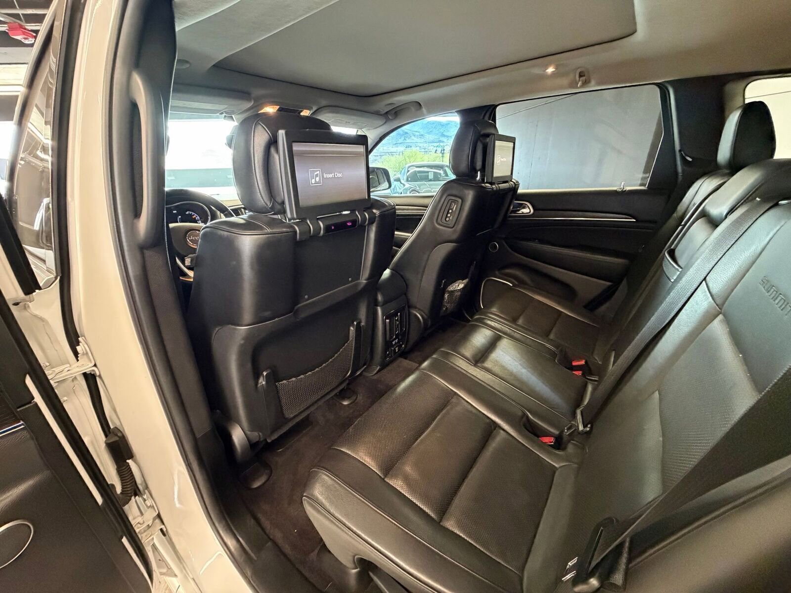 Used 2018 Jeep Grand Cherokee Summit w/ Platinum Series Group image 8