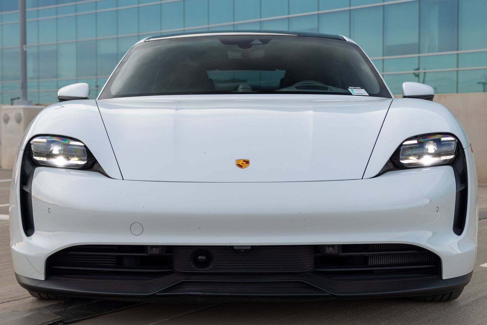 Used 2023 Porsche Taycan w/ Premium Package image 4