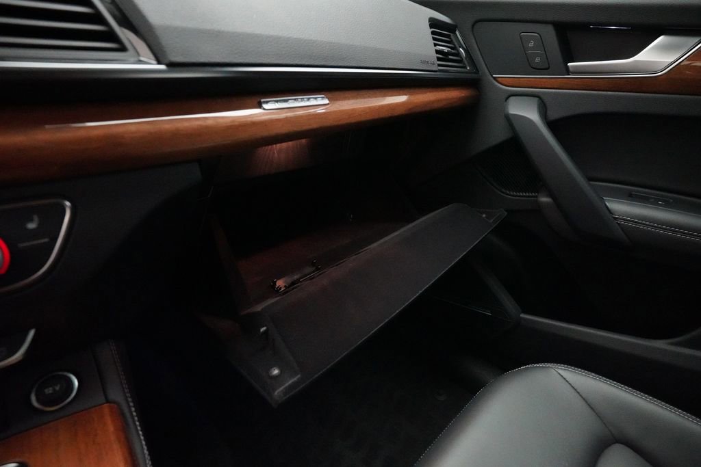Used 2023 Audi Q5 2.0T Premium Plus w/ Premium Plus Package image 31