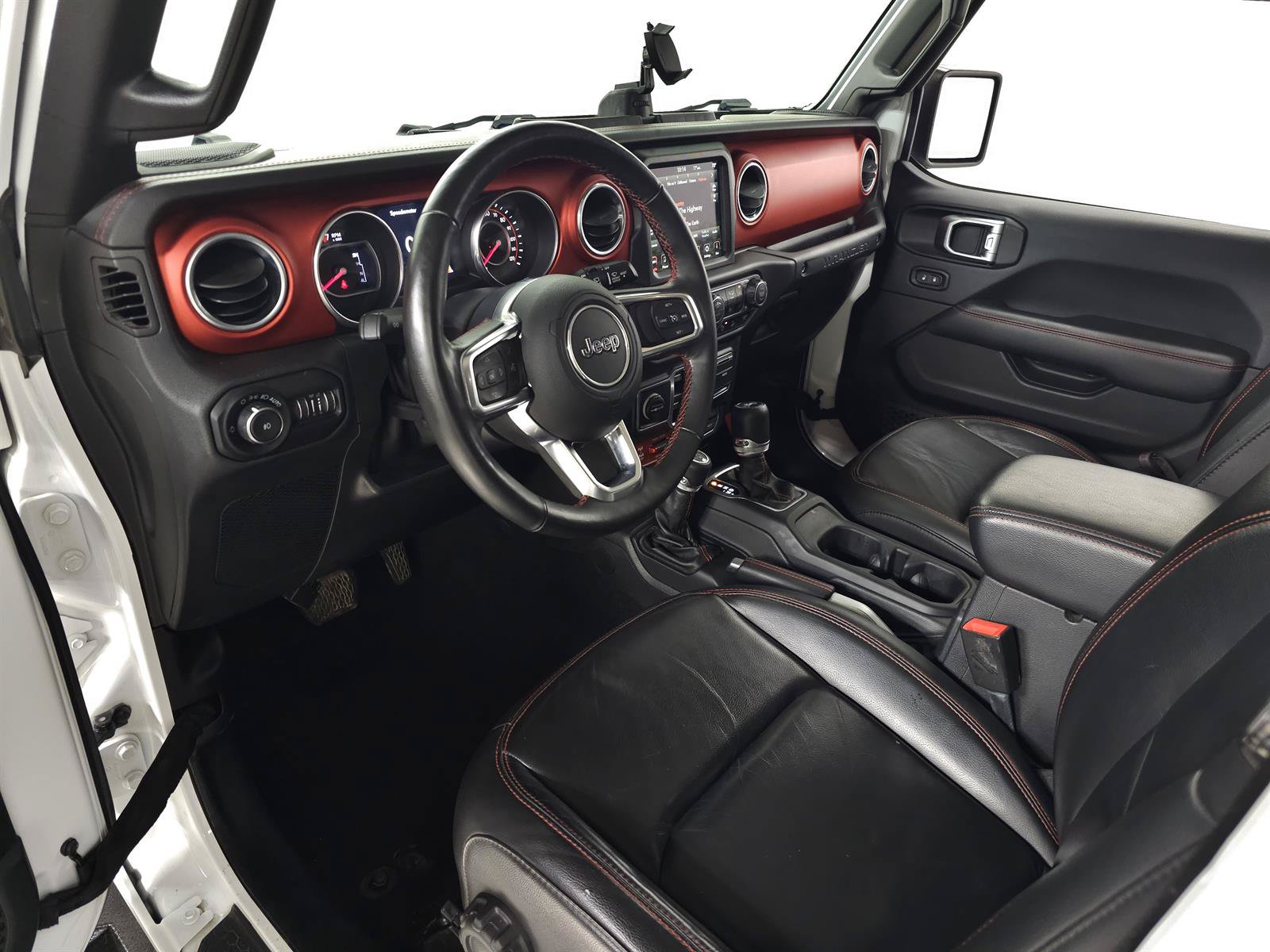 Used 2018 Jeep Wrangler Unlimited Rubicon AWD/4WD image 17