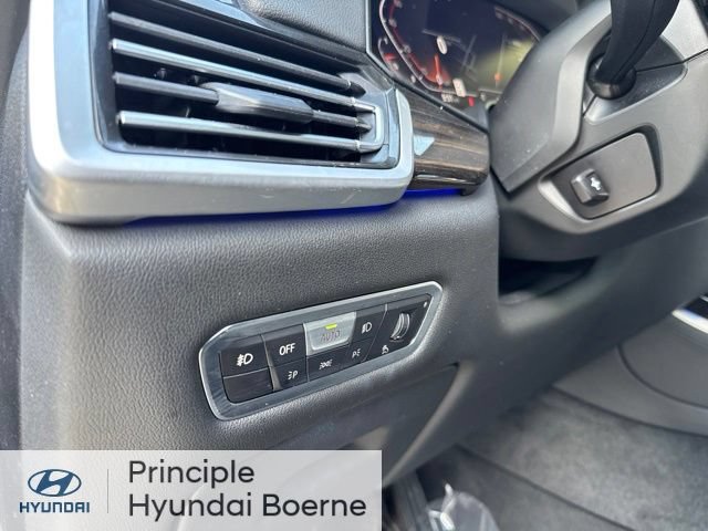 Used 2021 BMW X5 sDrive40i w/ Premium Package RWD image 17
