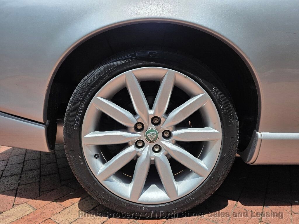 Used 2005 Jaguar XK8 Convertible RWD image 30