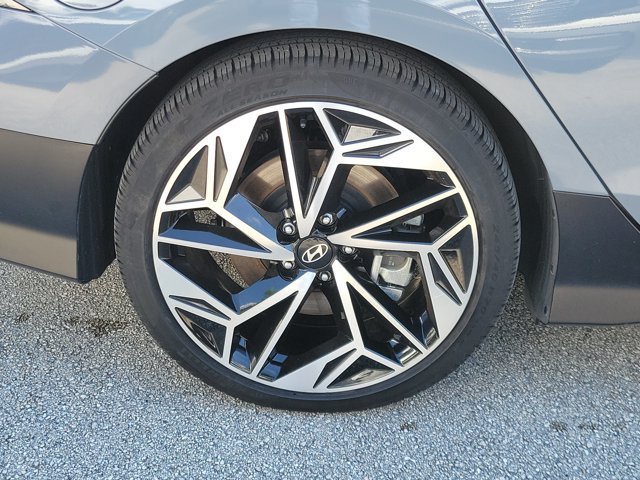 Certified 2023 Hyundai Ioniq 6 SEL RWD image 5