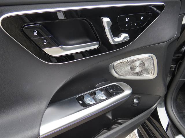 Used 2026 Mercedes-Benz C 300 4MATIC Sedan image 9