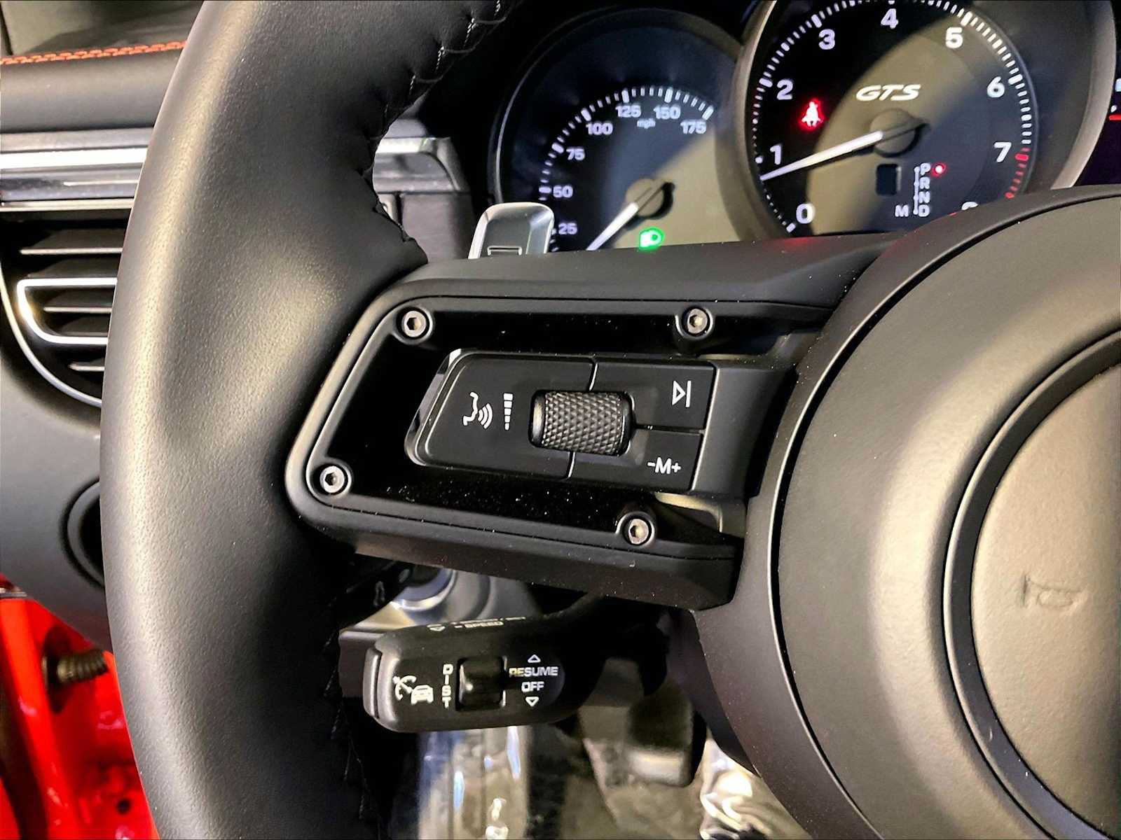 Certified 2026 Porsche Macan GTS AWD/4WD image 27