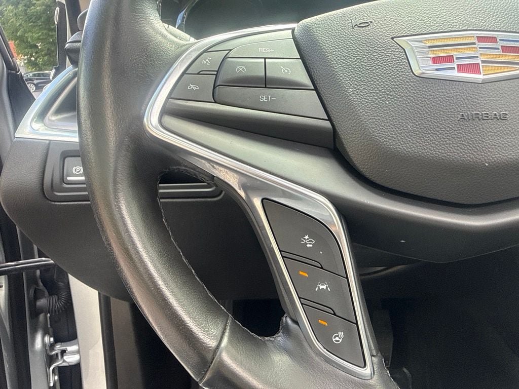 Used 2019 Cadillac XT5 Premium Luxury AWD/4WD image 18