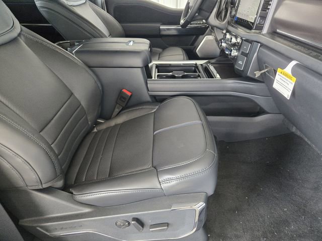 New 2026 Ford F250 Platinum w/ FX4 Off-Road Package image 11