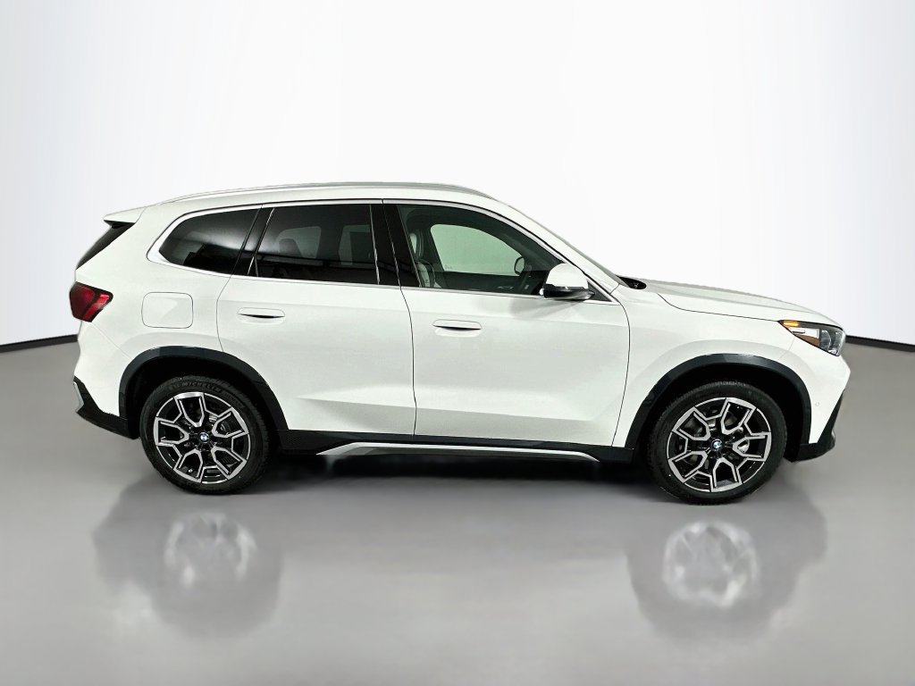 New 2027 BMW X1 xDrive28i w/ Convenience Package AWD/4WD image 4