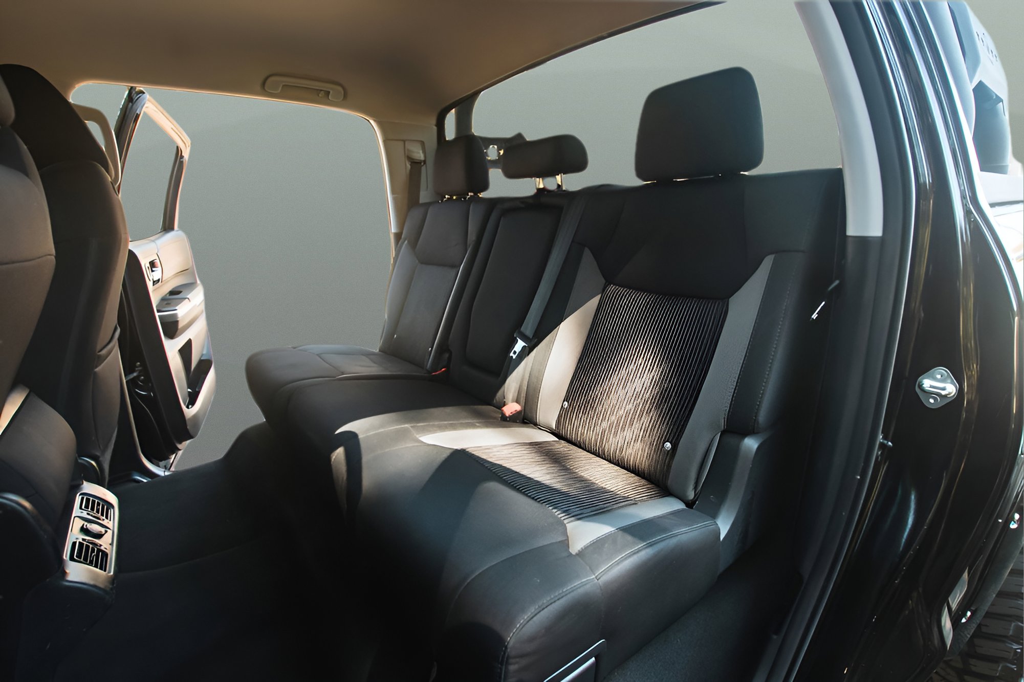Used 2014 Toyota Tundra SR5 AWD/4WD image 14