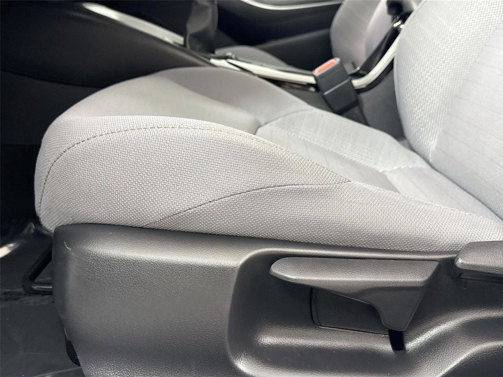 Certified 2022 Toyota Corolla SE w/ Carpet Mat Package (TMS) FWD image 26