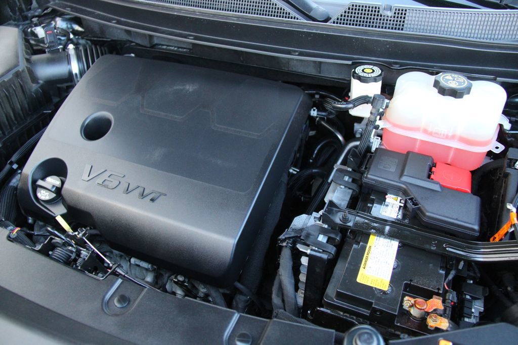 Used 2021 Chevrolet Traverse RS image 33