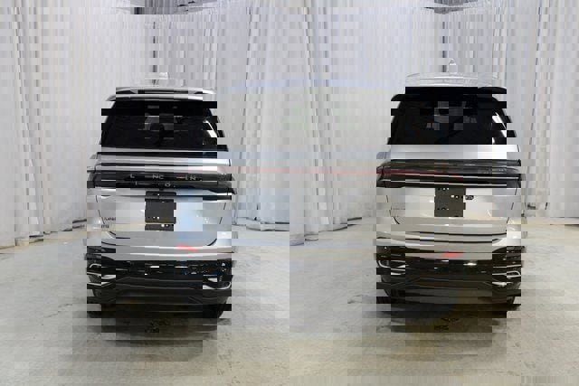 New 2026 Lincoln Nautilus Premier AWD/4WD image 53