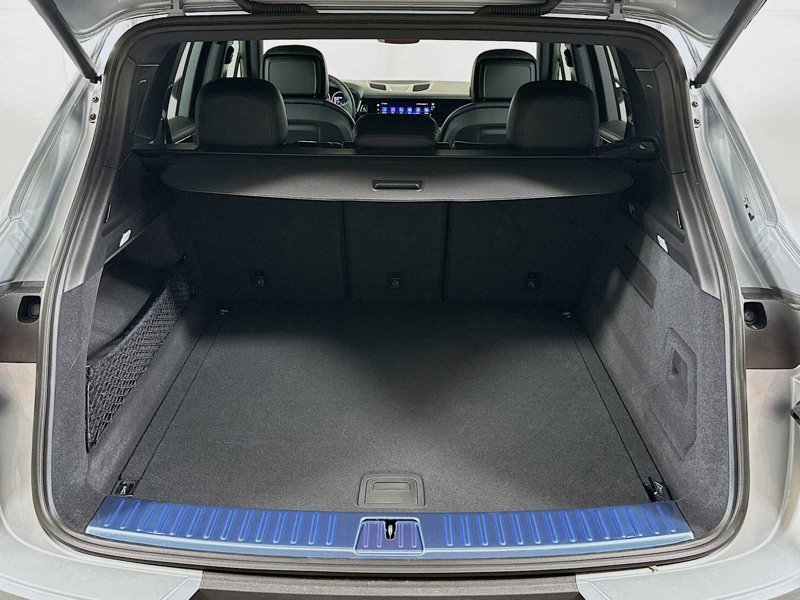 New 2026 Porsche Cayenne image 26