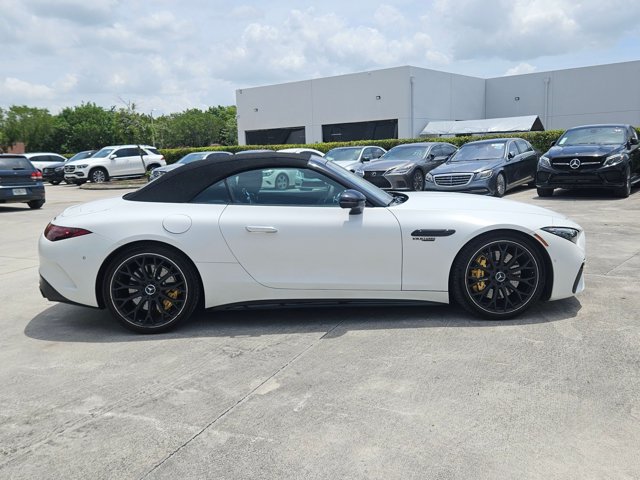 Used 2022 Mercedes-Benz SL 63 AMG 4MATIC image 4
