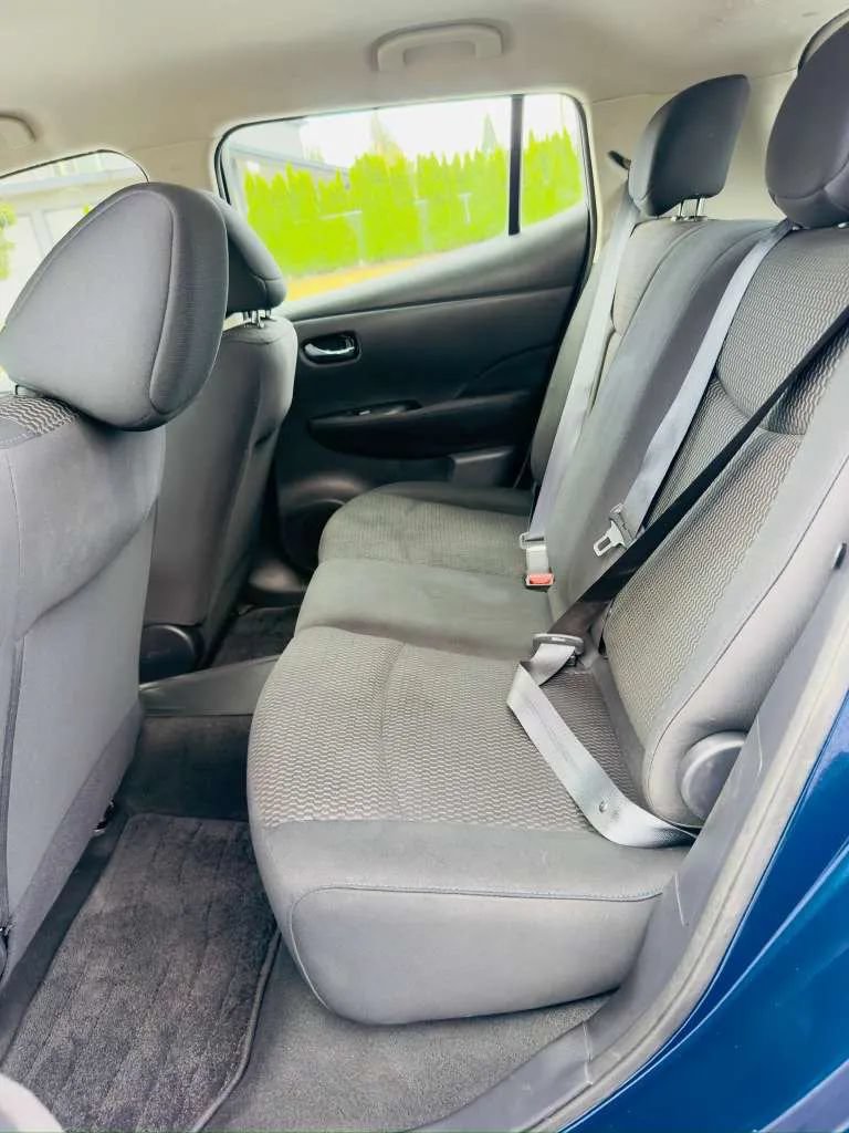 Used 2017 Nissan Leaf S w/ Charge Package FWD image 10
