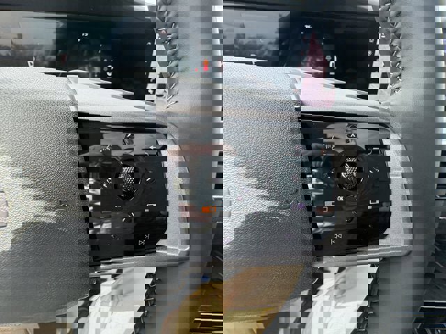 Used 2025 Nissan Murano SL image 21