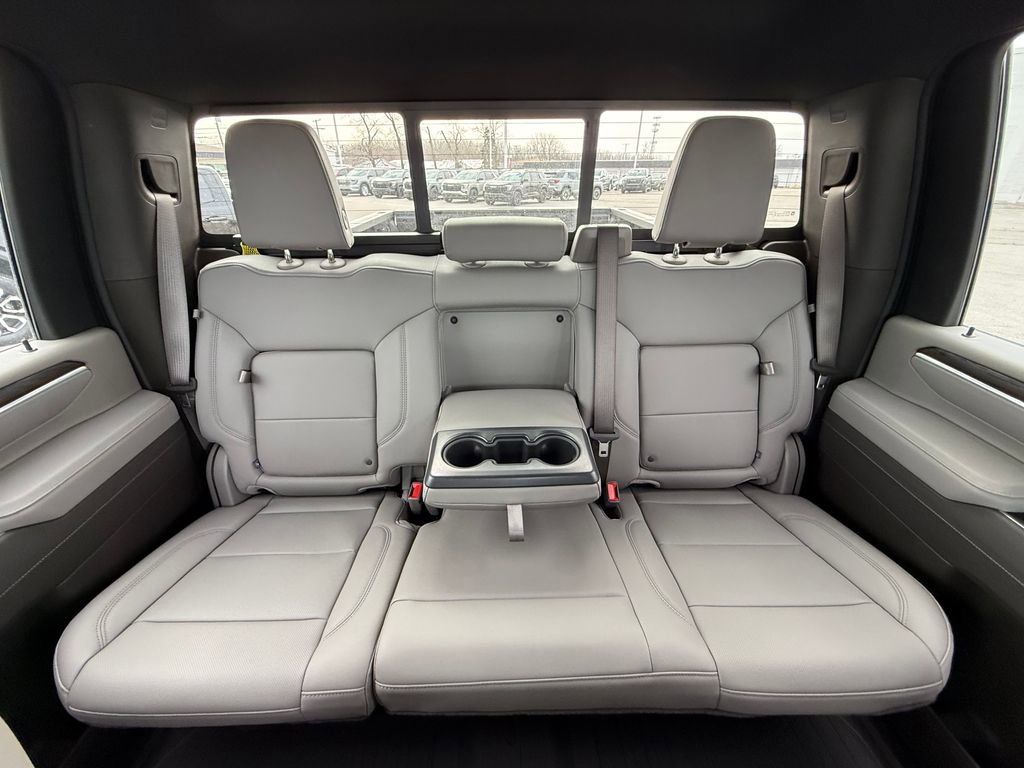 New 2026 GMC Sierra 2500 SLT w/ SLT Premium Package image 18