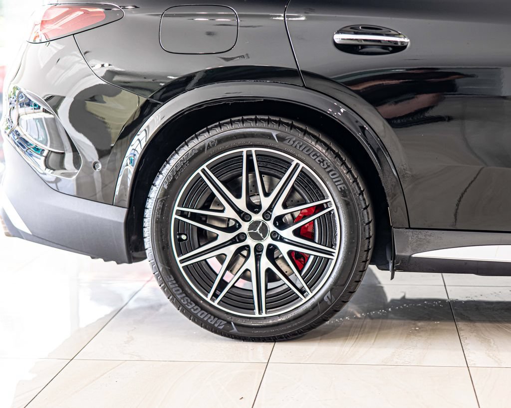 Used 2025 Mercedes-Benz GLC 63 AMG S w/ Driver Assistance Package image 11