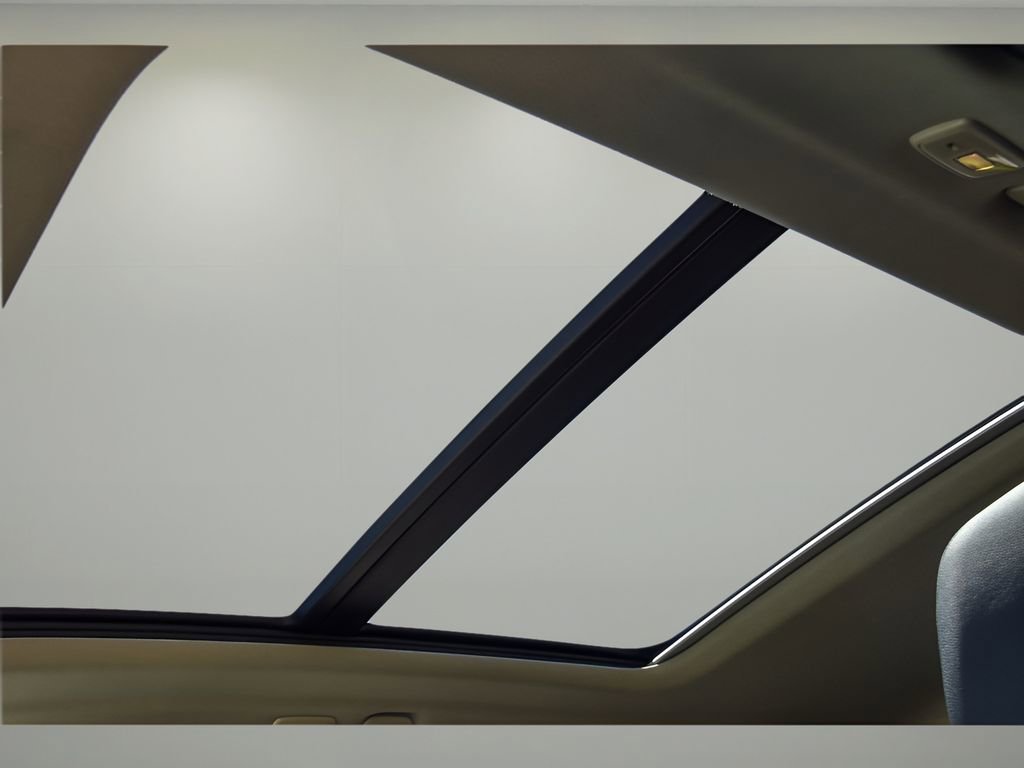 Used 2025 Volvo XC40 B5 Plus w/ Protection Package Premier image 10