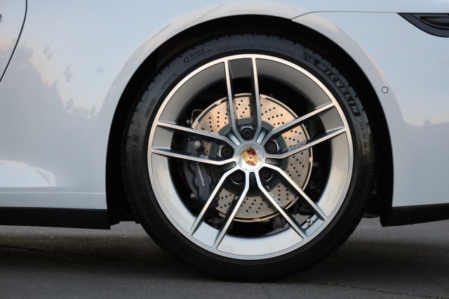 Used 2025 Porsche 911 Carrera image 54