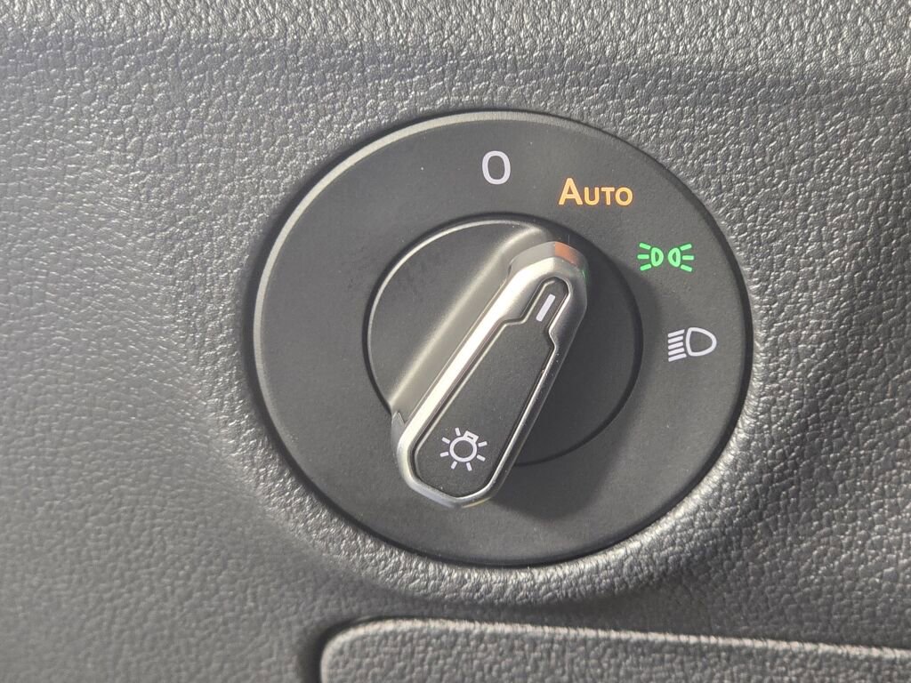 New 2025 Volkswagen Jetta S image 30