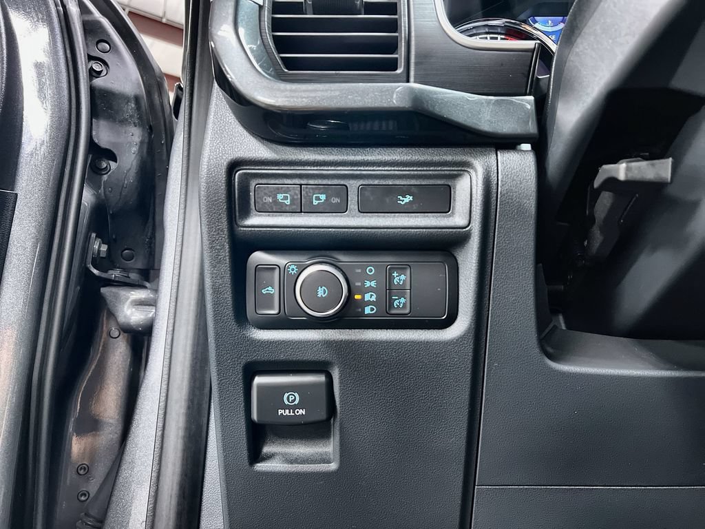 Used 2022 Ford F150 XLT w/ Equipment Group 302A High AWD/4WD image 14