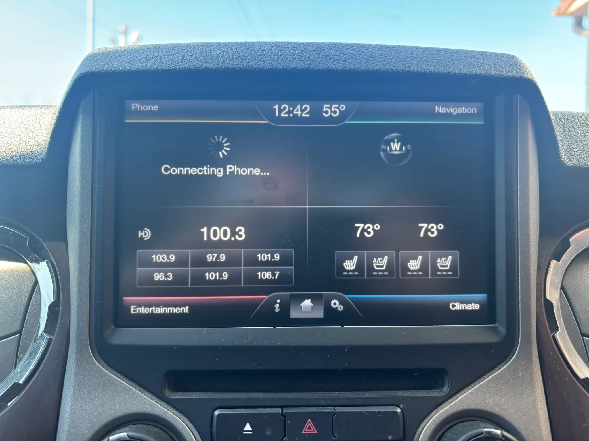 Used 2016 Ford F250 Lariat w/ Lariat Ultimate Package image 22