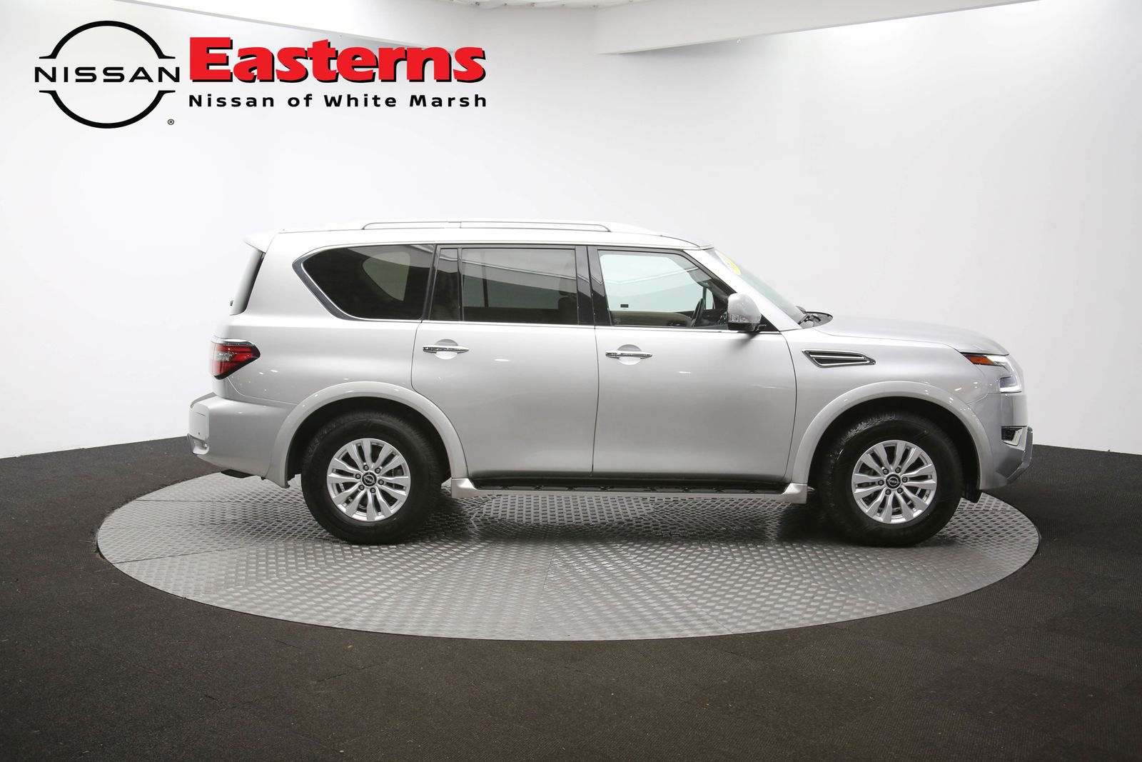 Used 2024 Nissan Armada SV image 76