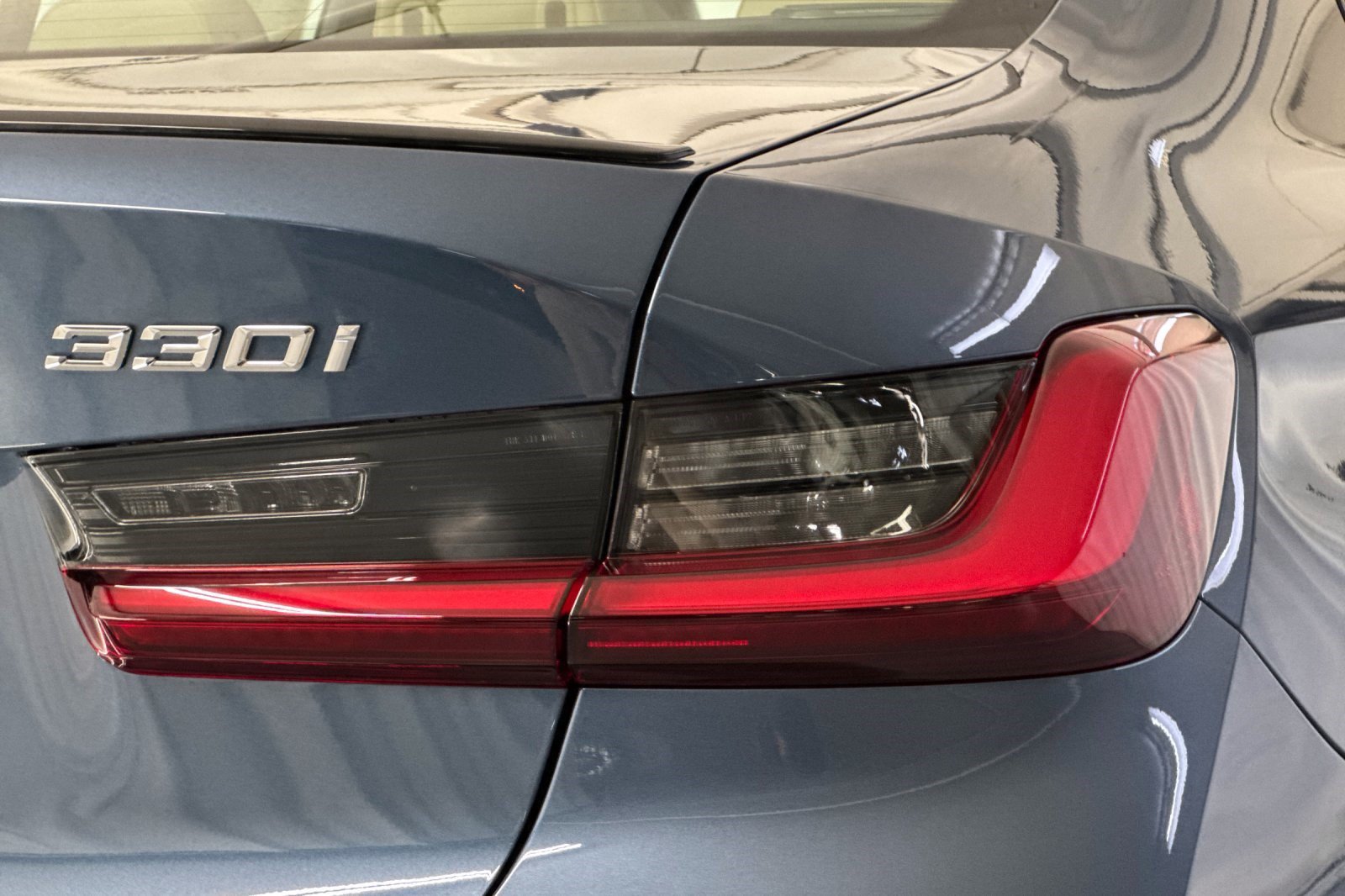 New 2026 BMW 330i Sedan w/ M Sport Package RWD image 12
