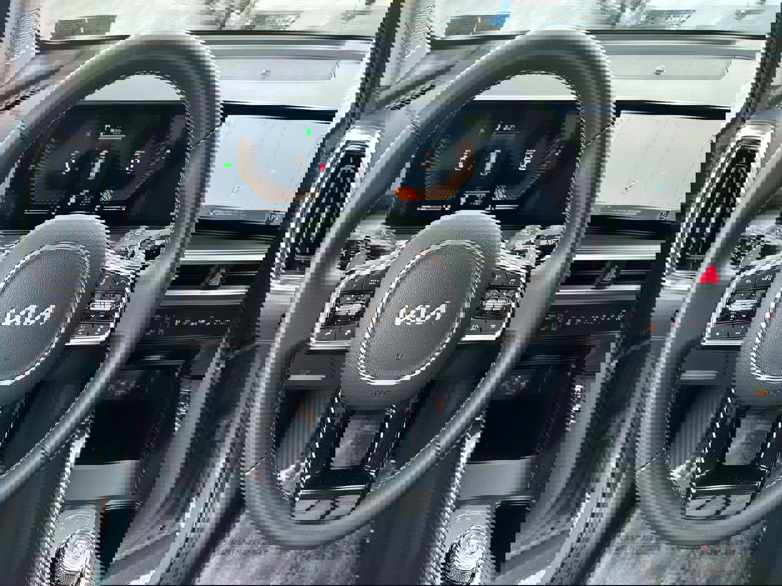 Used 2025 Kia Sorento EX image 46