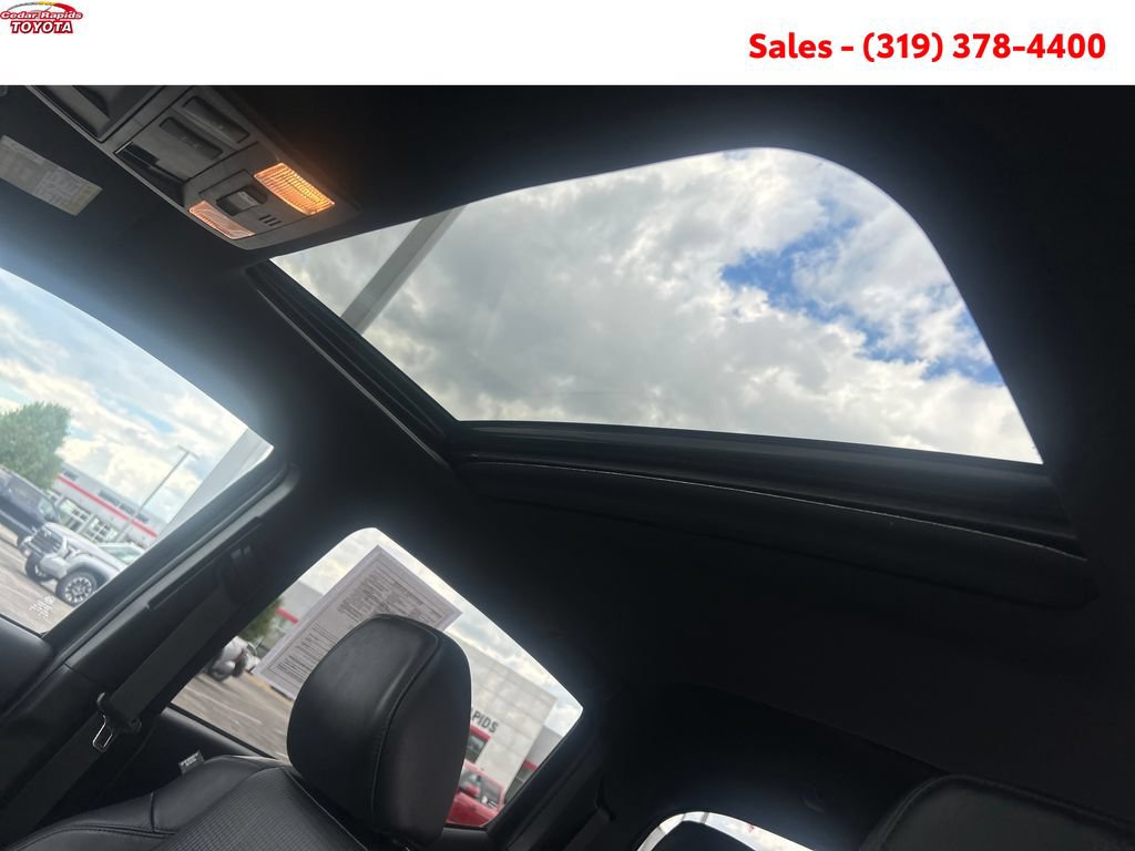 Certified 2018 Toyota Tacoma TRD Off-Road AWD/4WD image 20
