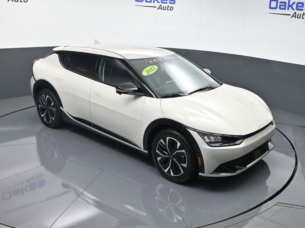 Certified 2022 Kia EV6 Wind w/ Wind Technology Package image 46