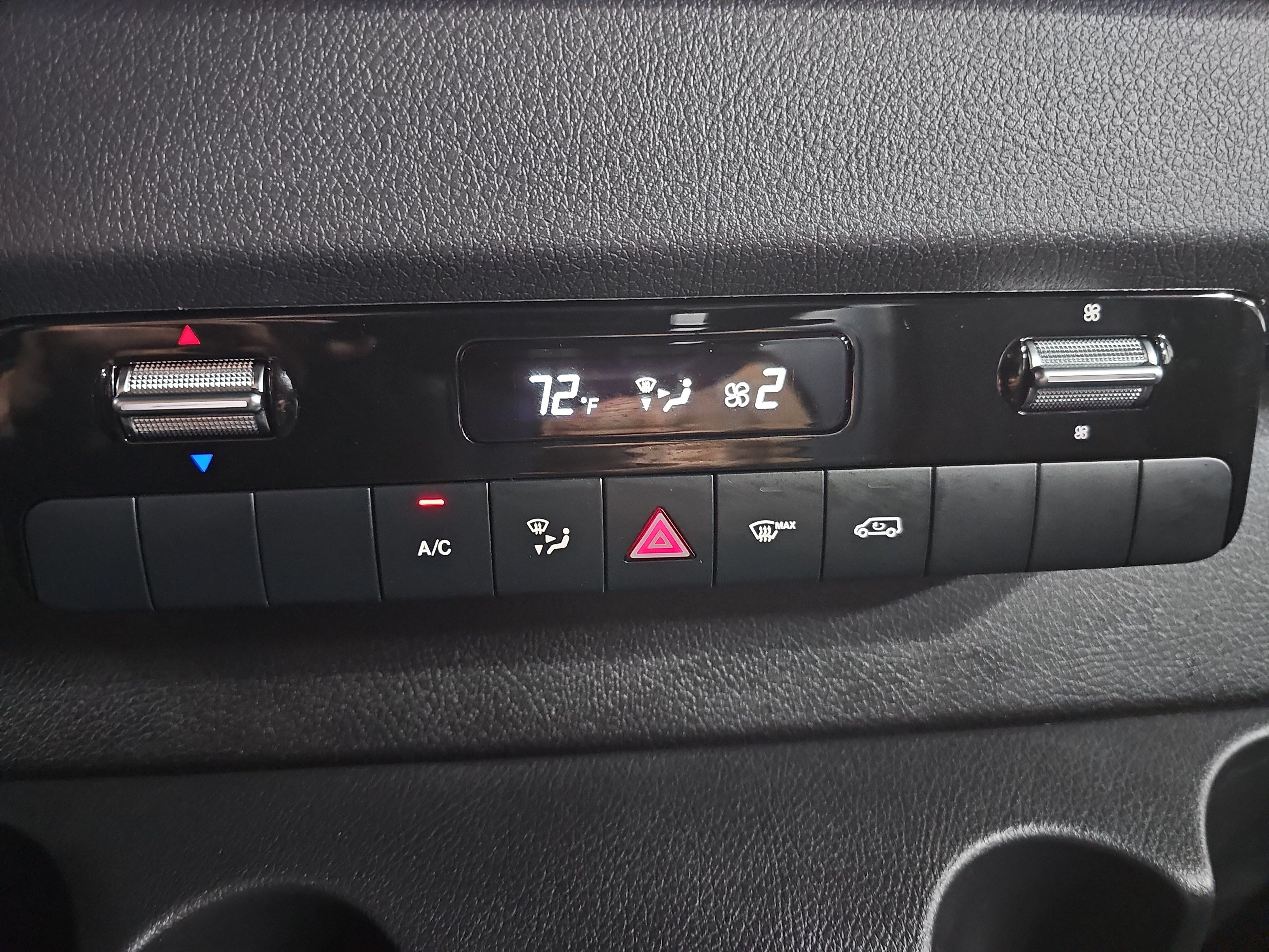 Used 2025 Mercedes-Benz Sprinter 2500 image 19