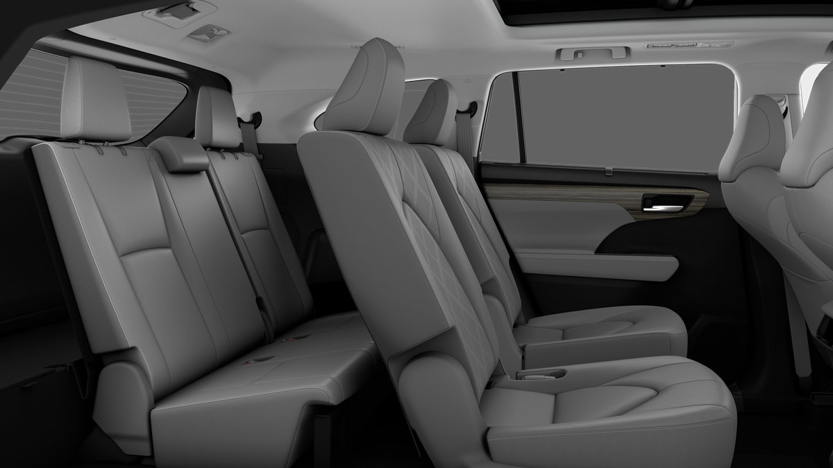 New 2026 Toyota Highlander Platinum AWD/4WD image 2