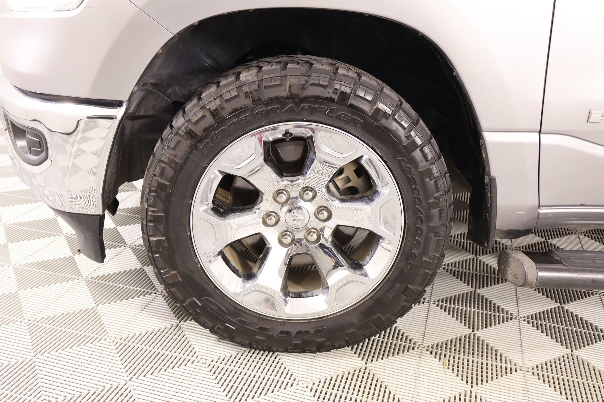 Used 2022 RAM 1500 Big Horn AWD/4WD image 16