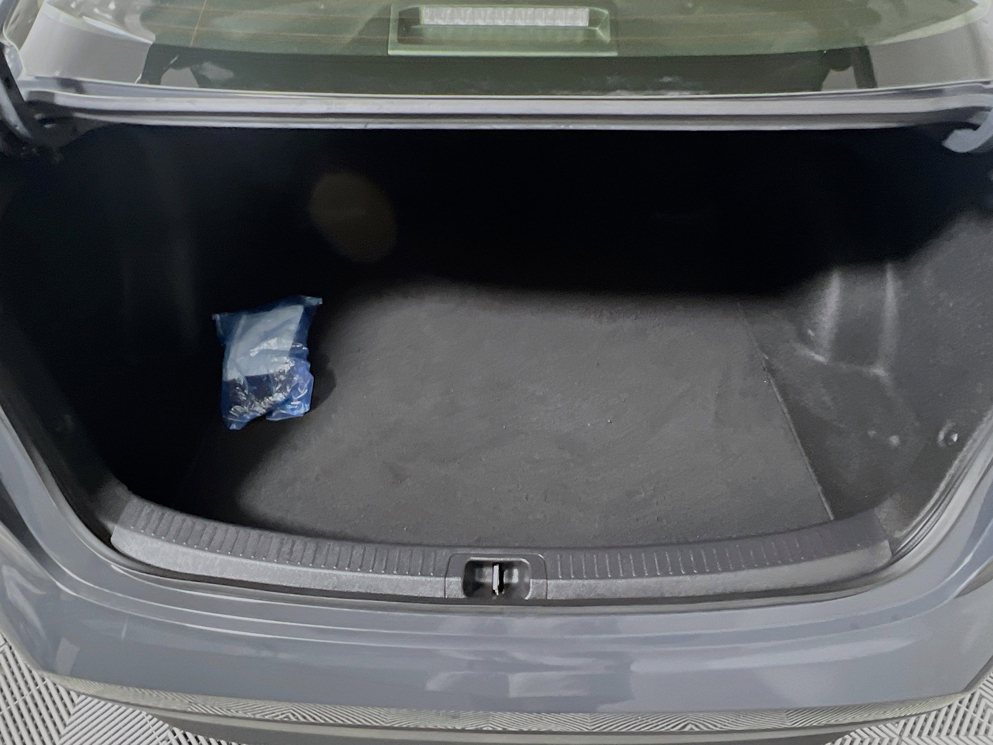 Used 2025 Toyota Corolla LE w/ LE Premium Package image 34