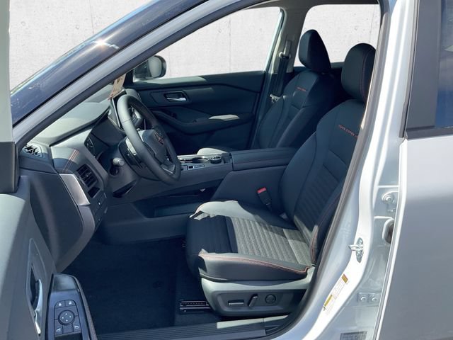 New 2026 Nissan Rogue SV AWD/4WD image 13
