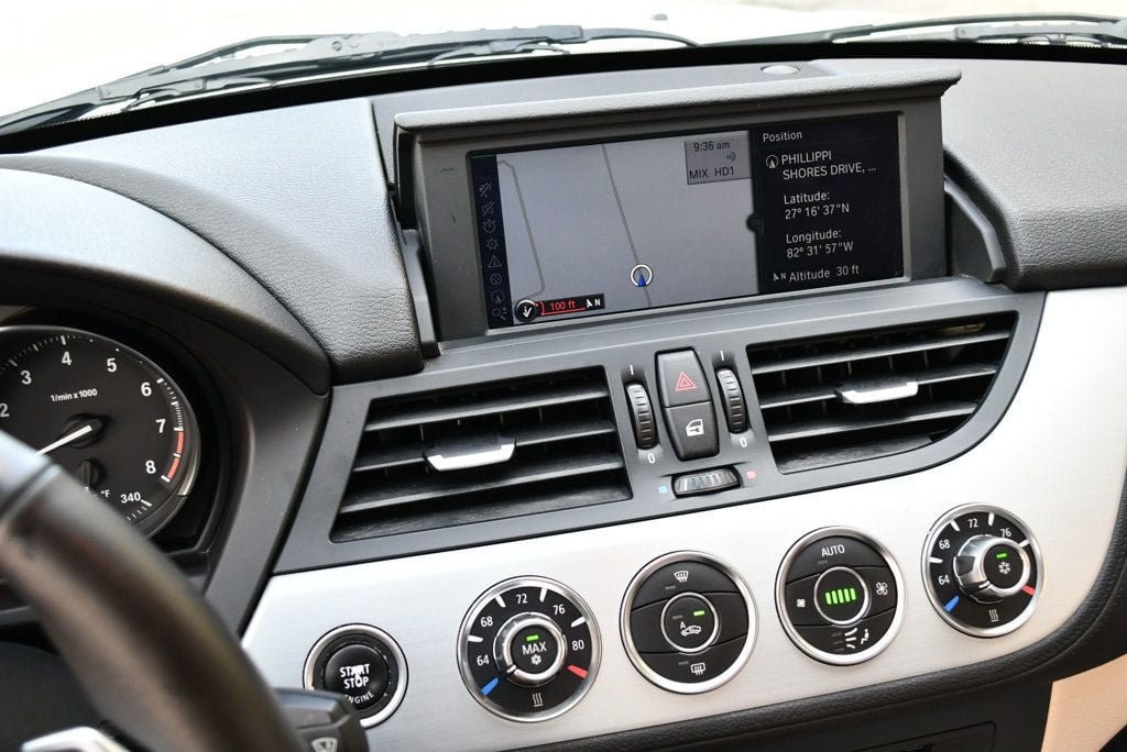 Used 2012 BMW Z4 sDrive35i RWD image 68