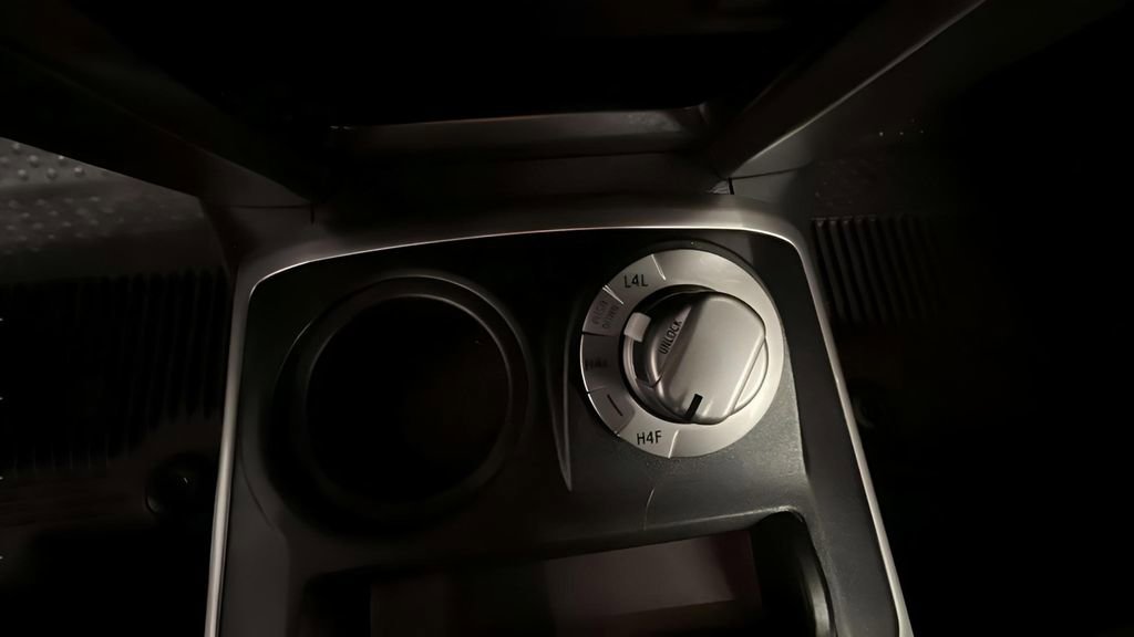 Used 2023 Toyota 4Runner Limited image 29