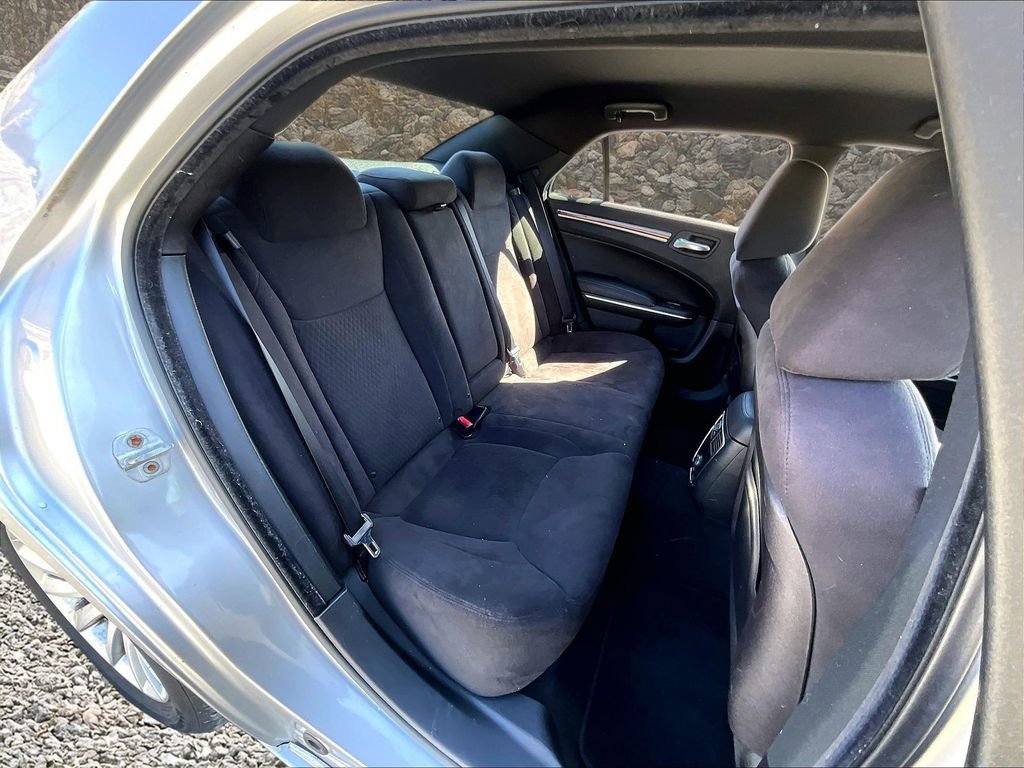 Used 2012 Chrysler 300 image 23