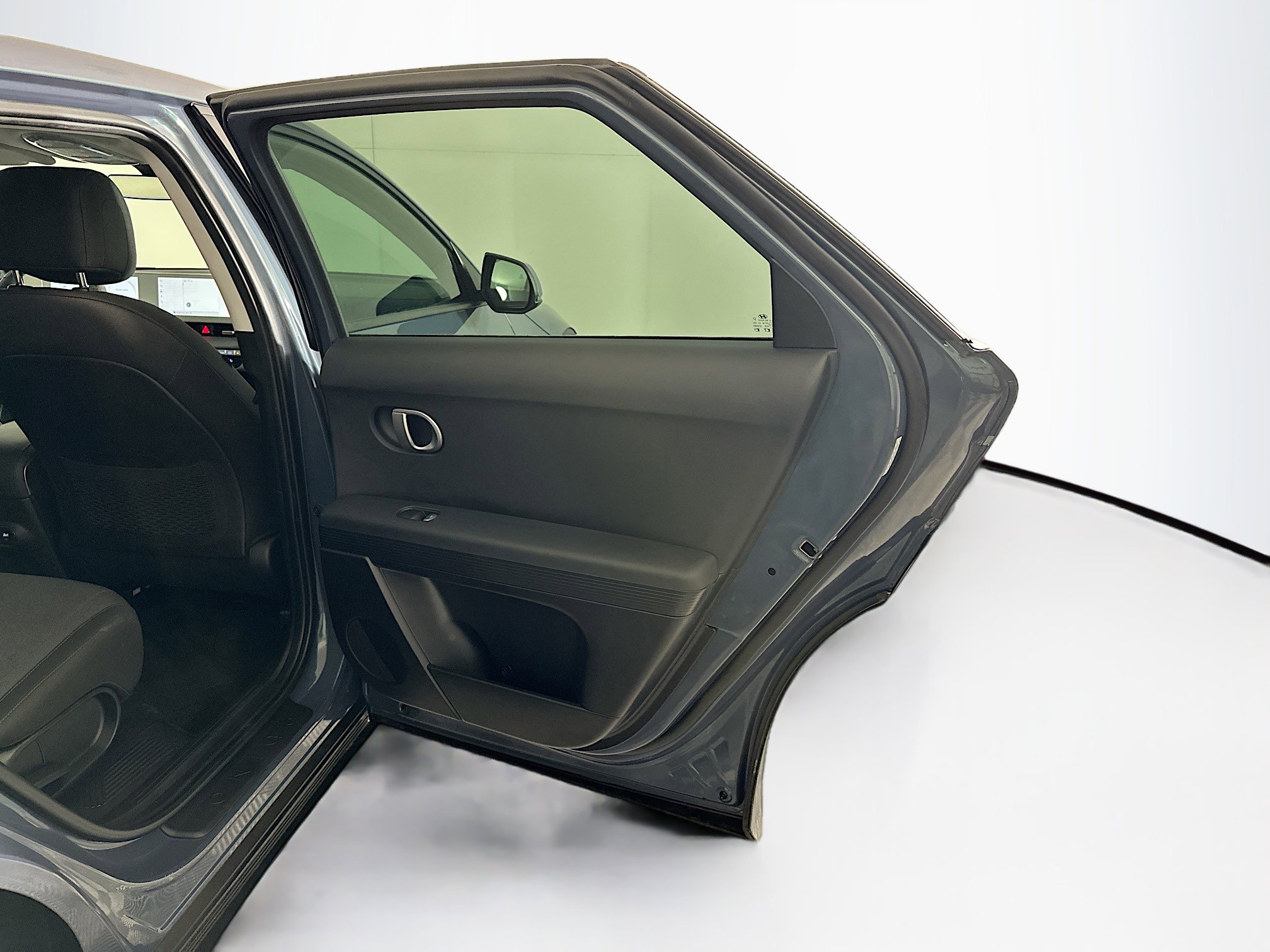 Used 2024 Hyundai Ioniq 5 SEL image 30